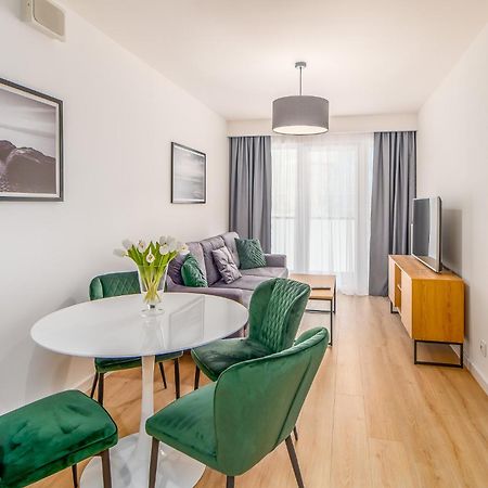 Faro Apartamenty Kasprowicza 20 Ab โควอบเซก ภายนอก รูปภาพ