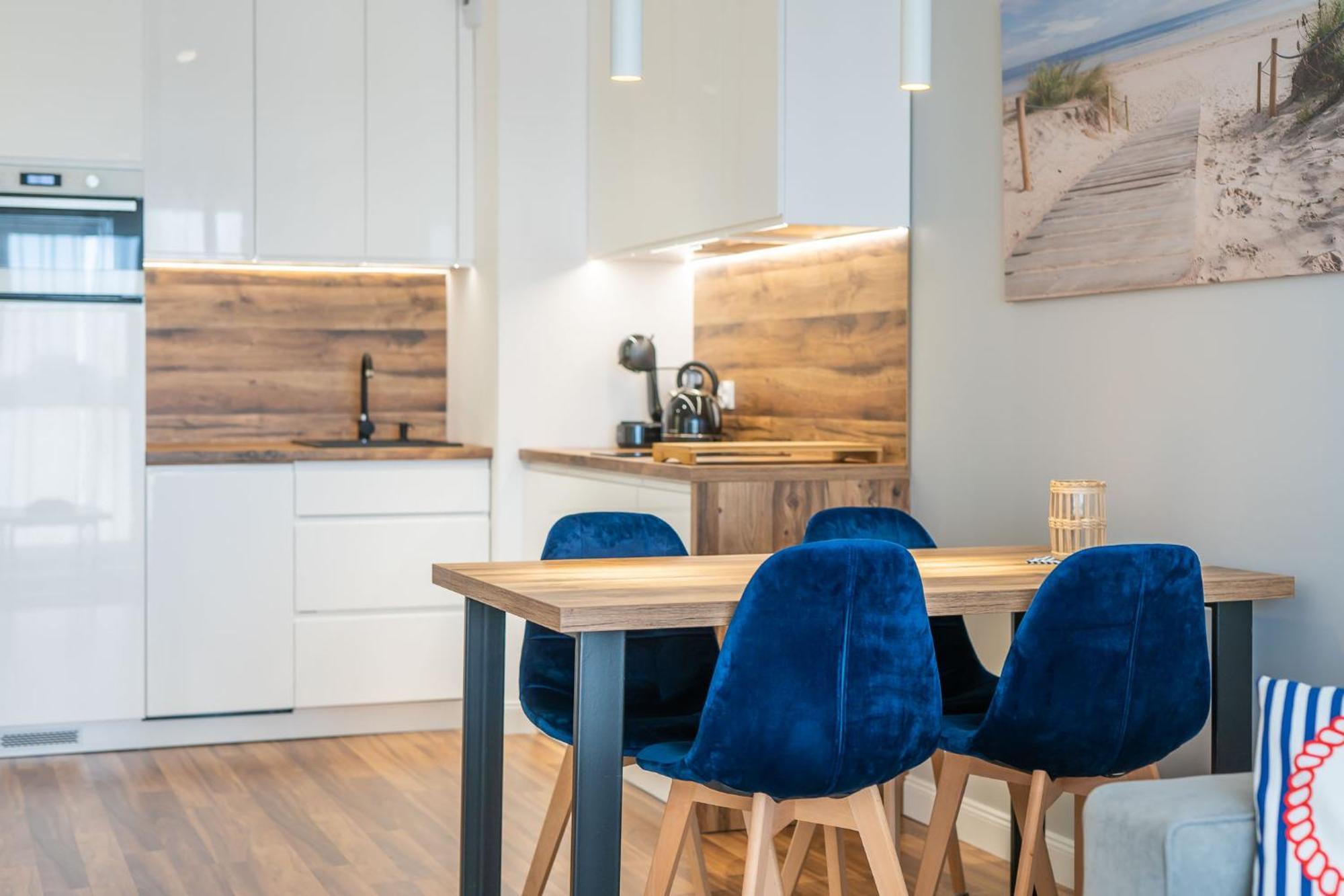 Faro Apartamenty Kasprowicza 20 Ab โควอบเซก ภายนอก รูปภาพ